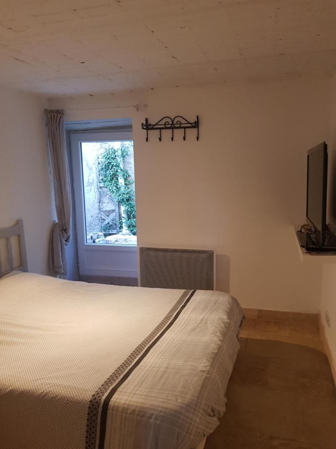 Chambre D'Hote Geiko Cabrieres-d'Aigues Bagian luar foto